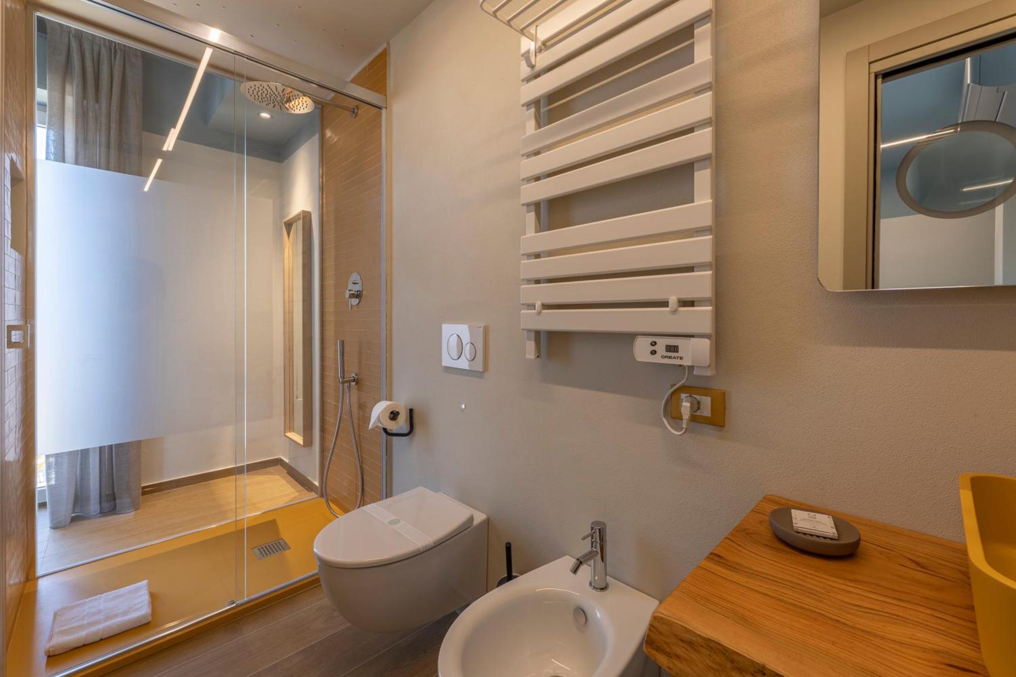 Luci Sul Mare -Boutique Rooms Follonica Ngoại thất bức ảnh